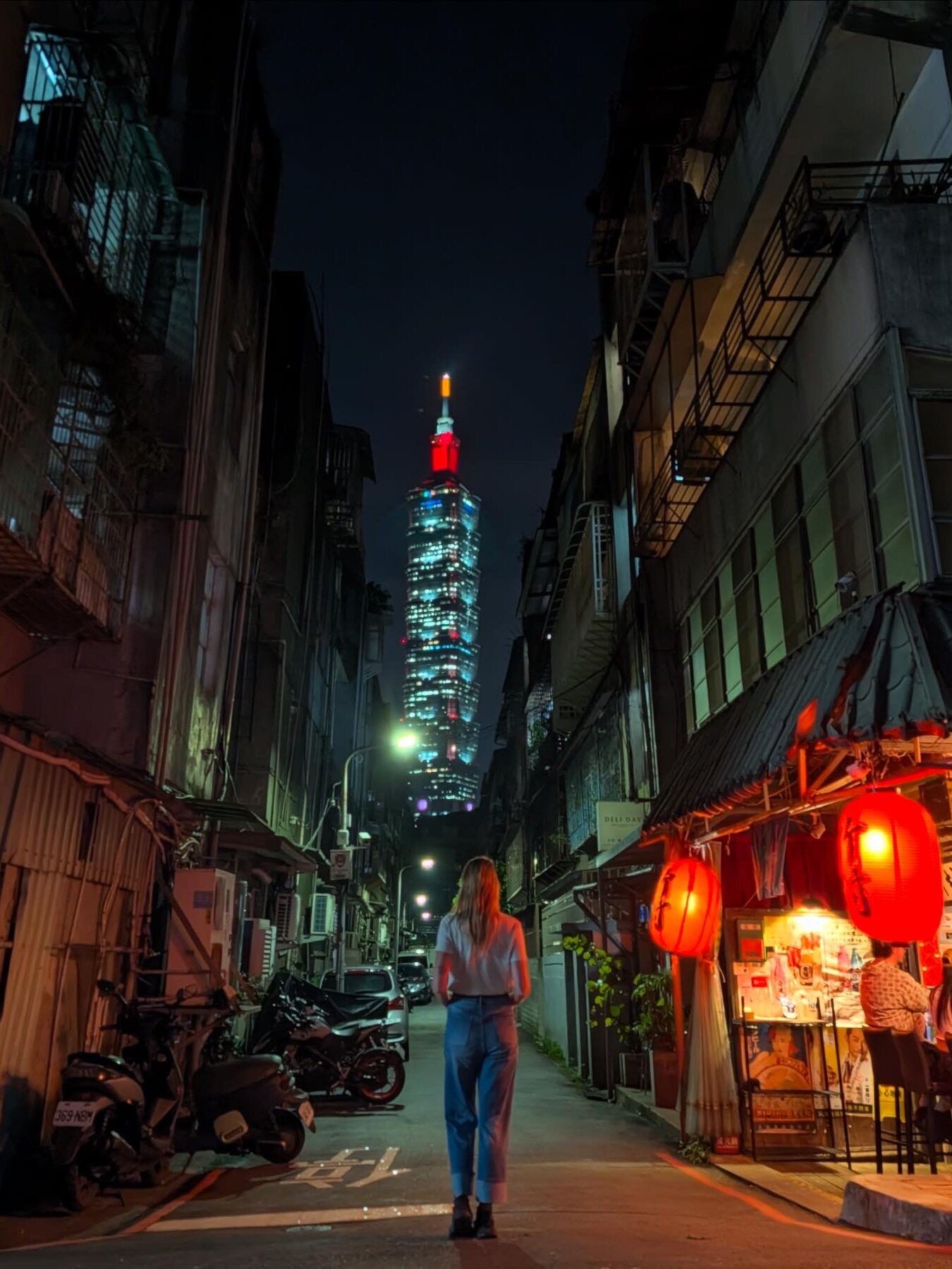 48 Hours in Taipei